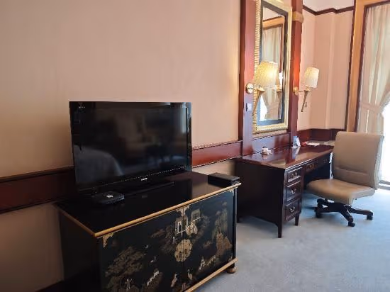 Deluxe Mountain View Twin Room