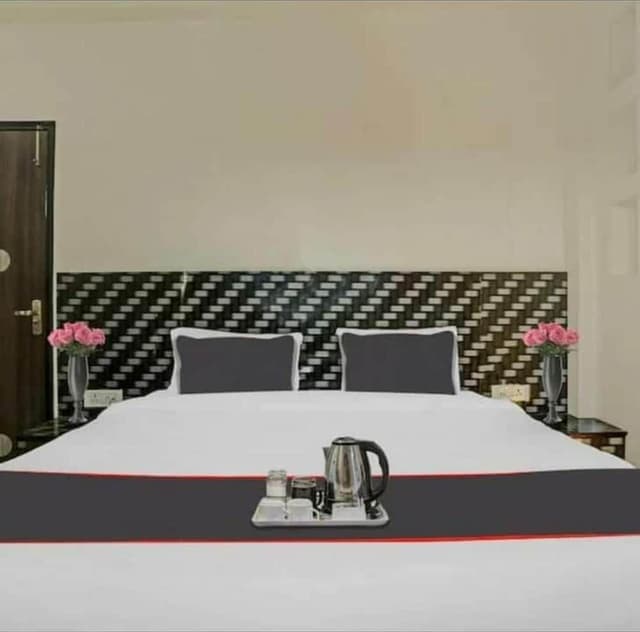Deluxe Room, City View