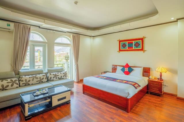 Deluxe Double or Twin Room