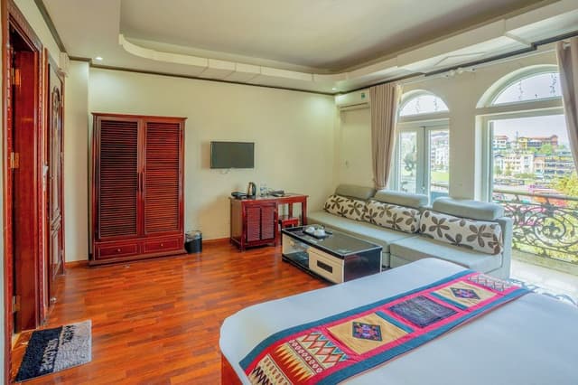 Deluxe Double or Twin Room