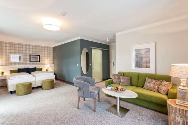 Junior Suite (Countryside View)