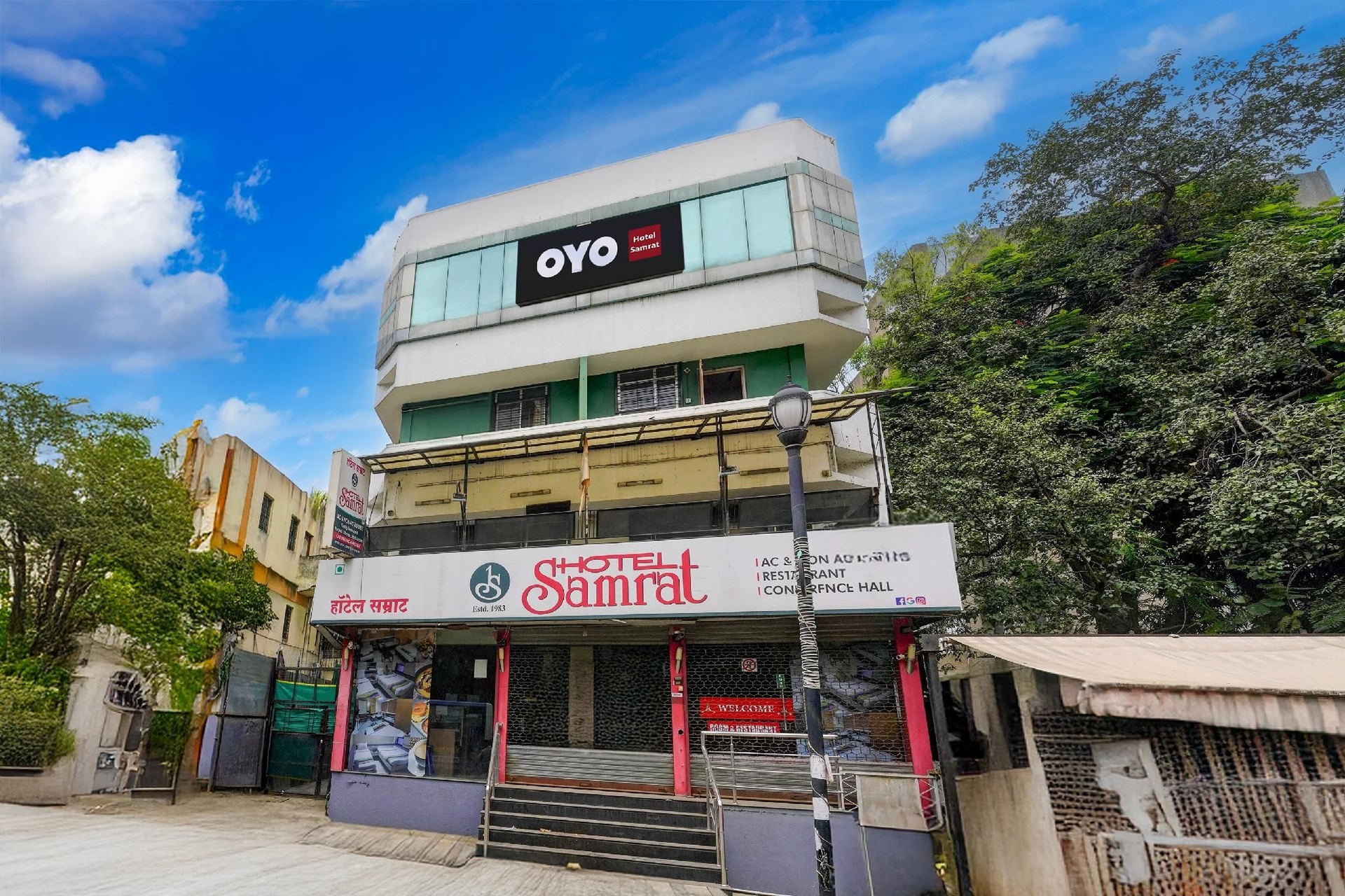 Hotel O Samrat0