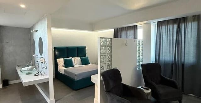 Junior Suite, 1 King Bed