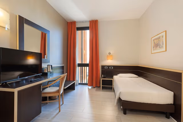 Deluxe Single Room