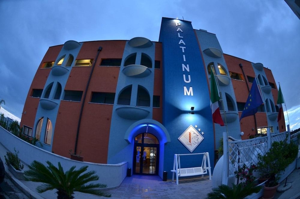 Hotel Palatinum0
