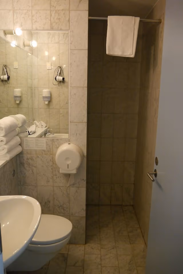 Standard Room, 1 Double Bed