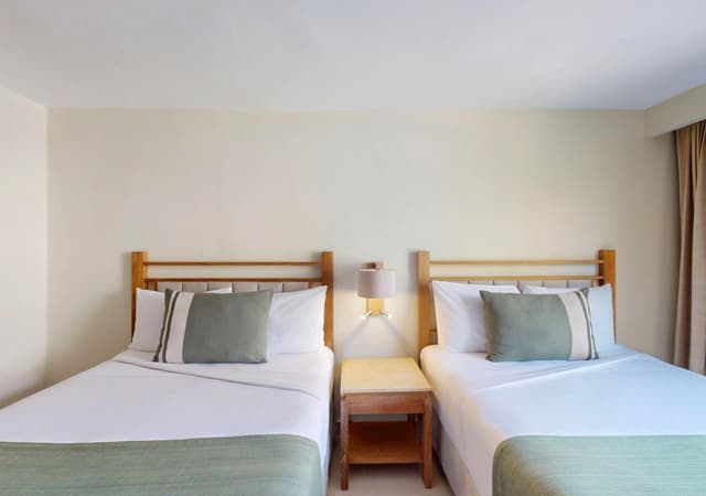 DELUXE POOL VIEW DOUBLE