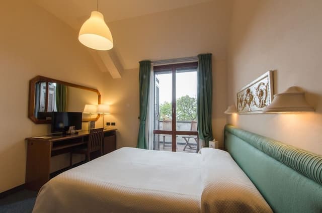 Double Room Single Use
