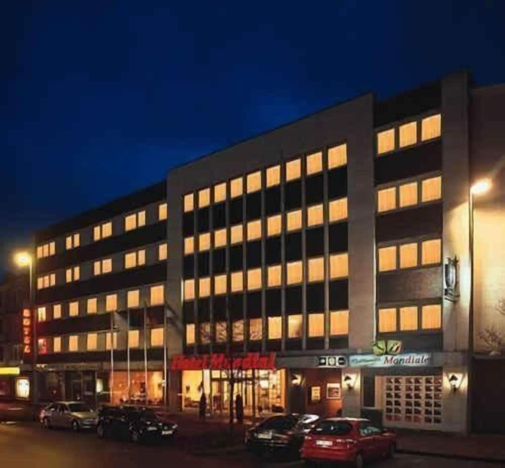 Hotel Mondial1