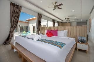 VILLA FOUR BEDROOMS WITH PRIVATE POOL