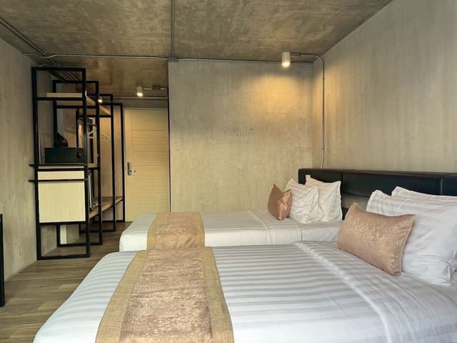 Deluxe Twin Room