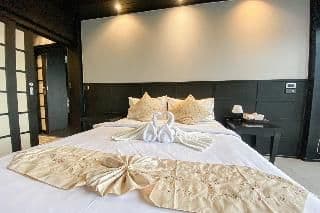 VILLA FOUR BEDROOMS