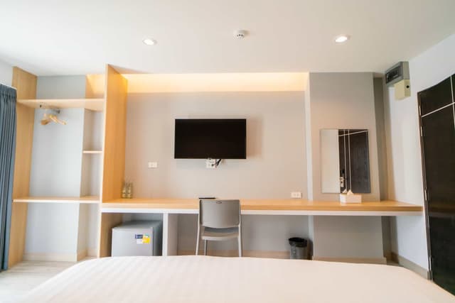 Standard King Room