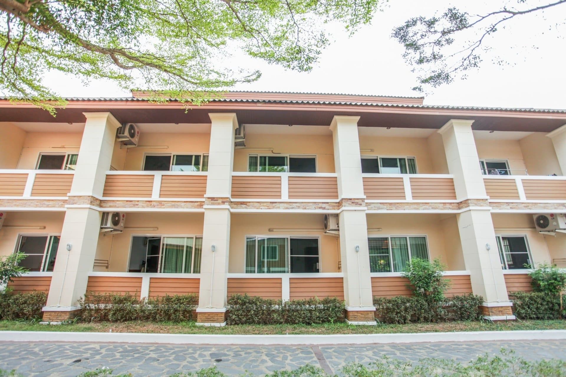 Baan Suan Fahsai (Room on Request) Baan Suan Fahsai (Room on Request)