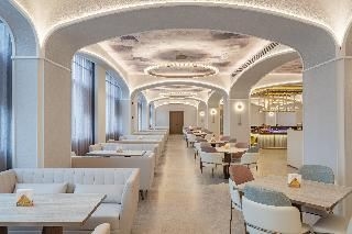 Madison Hotel Shanghai International Tourism4