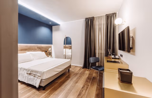 Deluxe Double Room Single Use