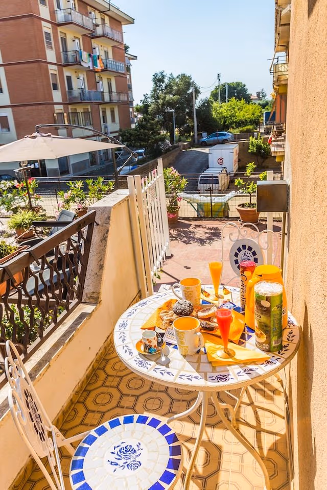 Luxury Double Room, 1 Bedroom, Private Bathroom, Garden View