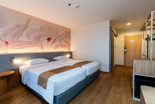 Grand Executive Room