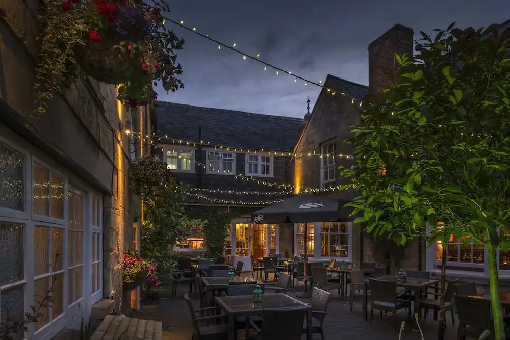 The White Hart Royal Hotel The White Hart Royal Hotel