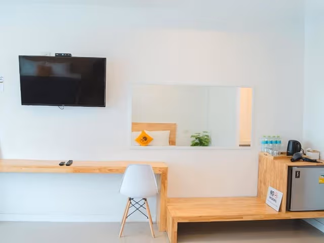 Deluxe Double or Twin Room