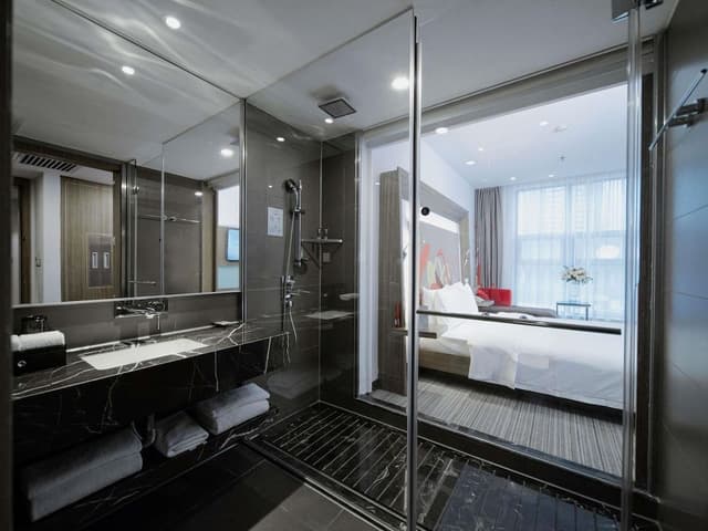 Superior Room - King