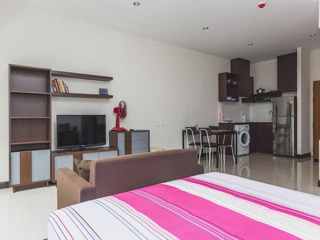 Studio, 1 Bedroom