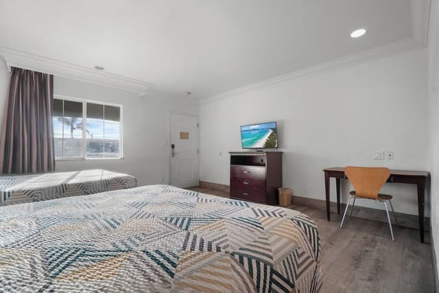 Standard Room, 2 Queen Beds, Non Smoking