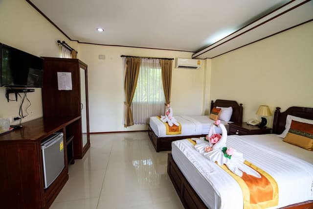 Basic Twin Room