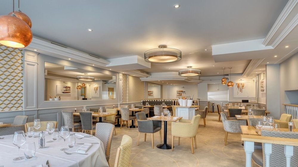 Brit Hotel Les Voyageurs4