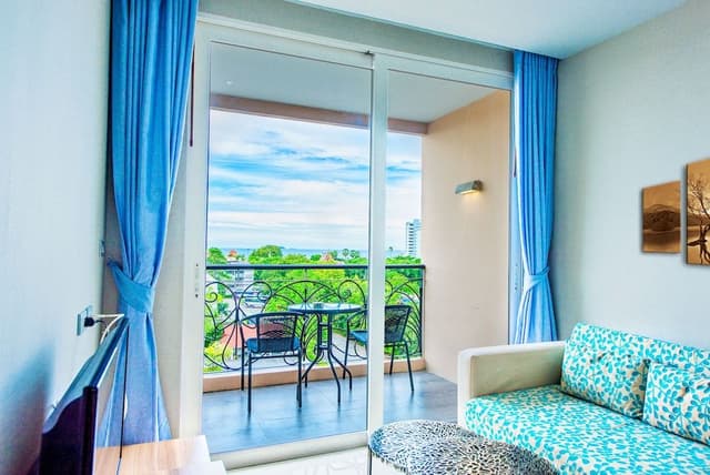 Deluxe Double Room, Pool View