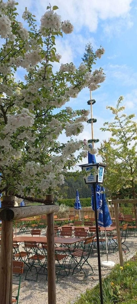 Landgasthof Raucherhansl0