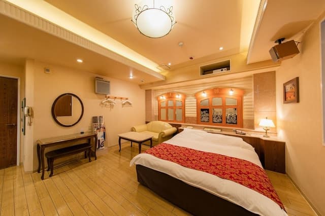 Standard Room, 1 King Bed (Couples Hotel)