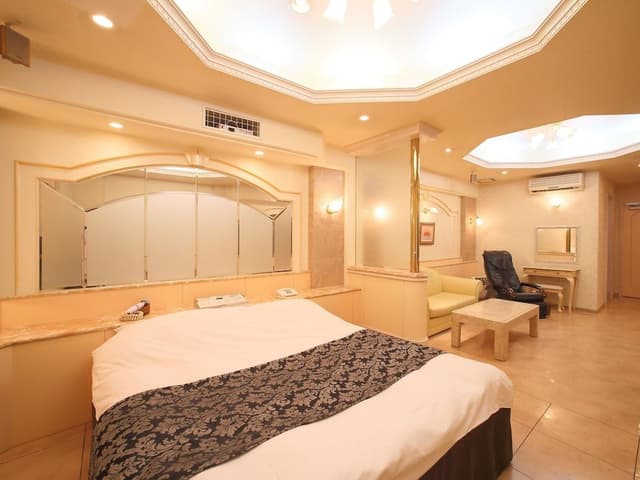 Standard Room, 1 King Bed (Couples Hotel)