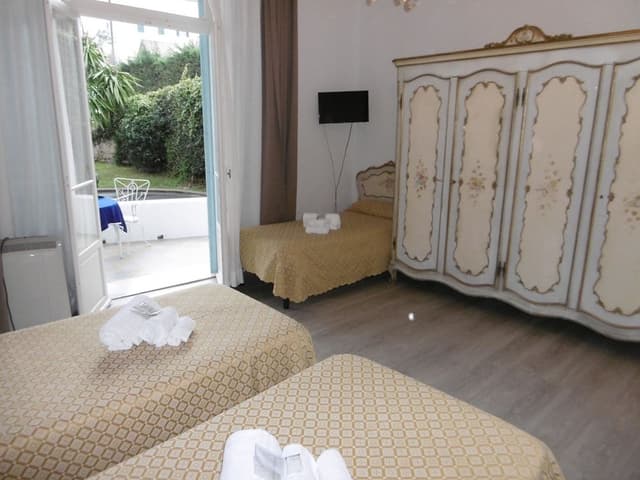 Senior Double or Twin Room NO A/C