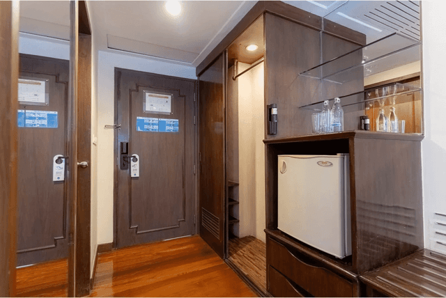 Superior King Room