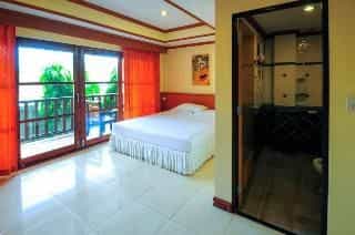 โรงแรมอลีนา แกรนด์ แอนด์ รีสอร์ท โรงแรมอลีนา แกรนด์ แอนด์ รีสอร์ท