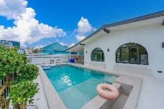 The 38 Pool Villas Pattaya By Zuzu The 38 Pool Villas Pattaya By Zuzu