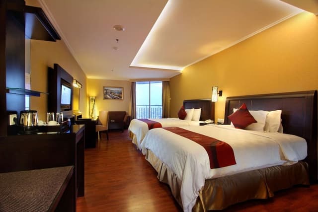 Executive Room, 2 Queen Beds, Refrigerator, City View
