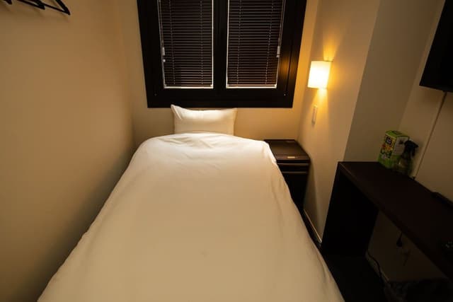 Single Room (1)