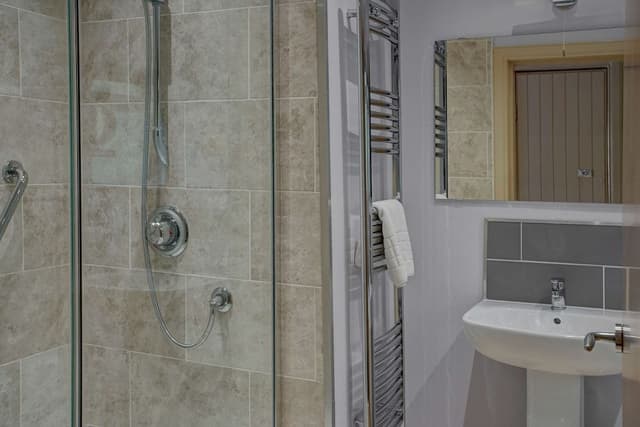 Standard Room, Multiple Beds, Non Smoking (Lodge)