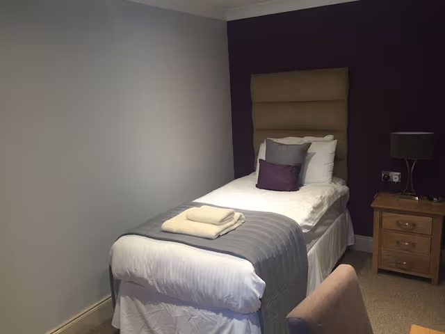 Standard Room, Multiple Beds, Non Smoking (Lodge)