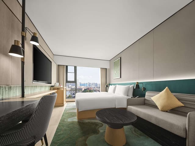 KING DELUXE ROOM HIGH FLOOR