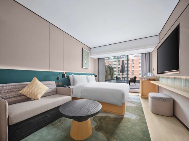 KING DELUXE ROOM WITH TERRACE