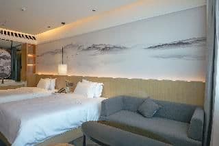 TWIN LUXURY