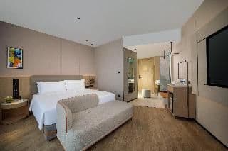 DOUBLE QUEEN SIZE BED