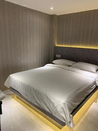 J Hotel J Hotel