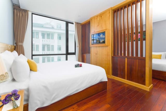 Family Suite, Bathtub