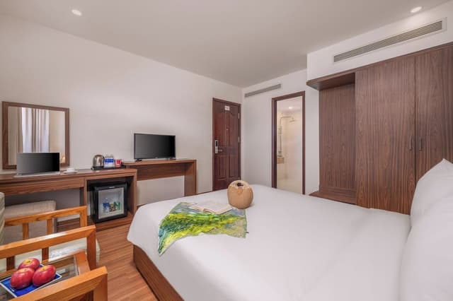 Executive Double Room, 1 Queen Bed, Beach View, Sea Facing