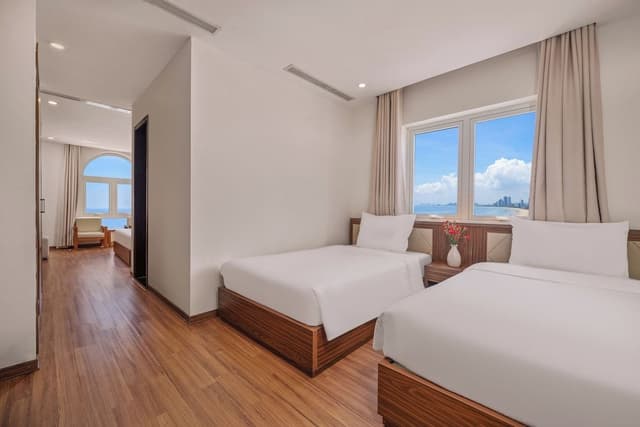 Suite Family Room With Sea View