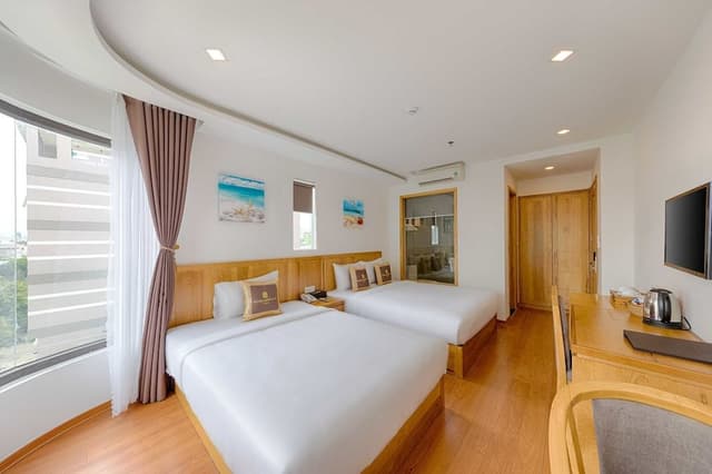 Deluxe Twin Room